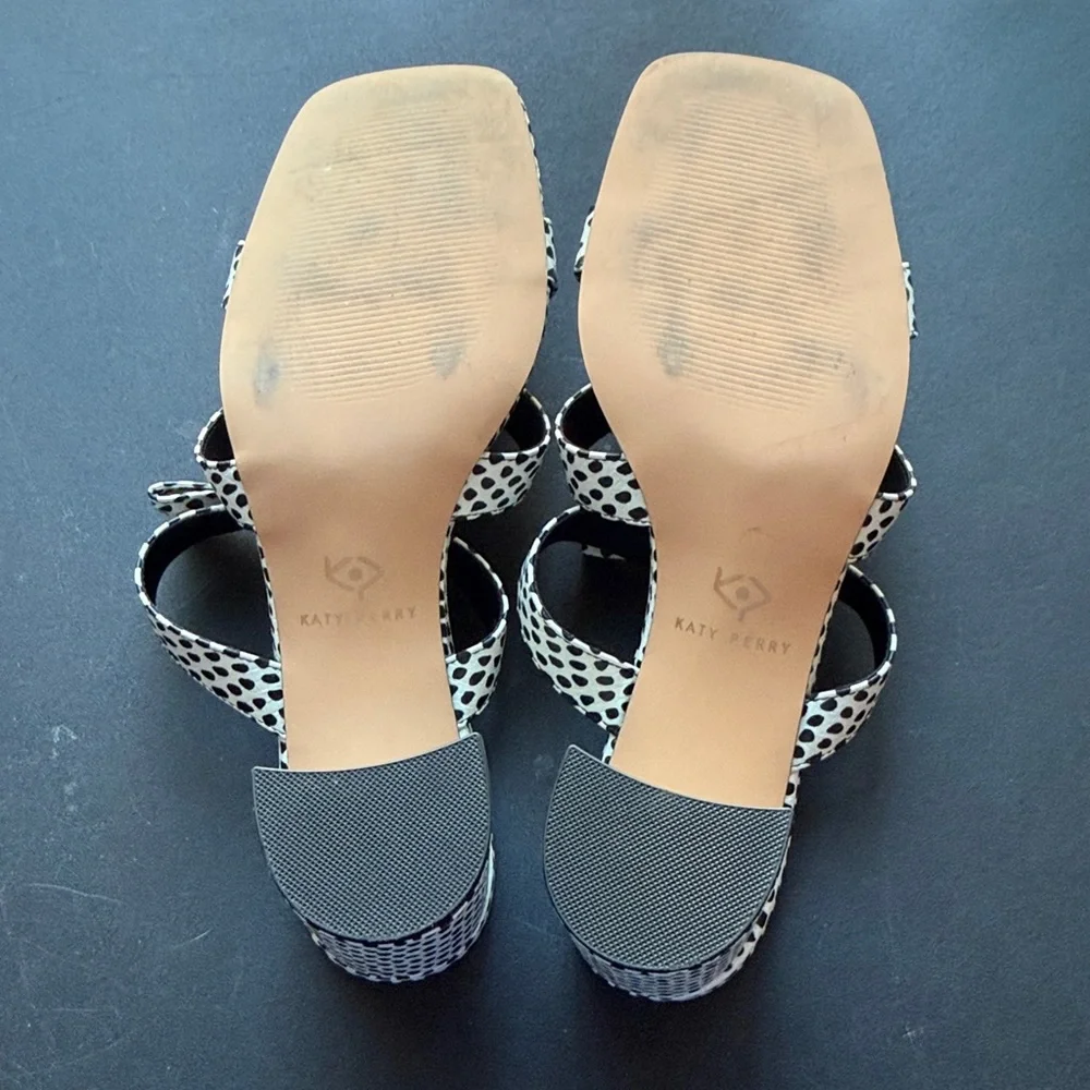 Katy Perry Collections Black and White Bow Sandals Size 9/9.5 (estimated) - Picture 6 of 6